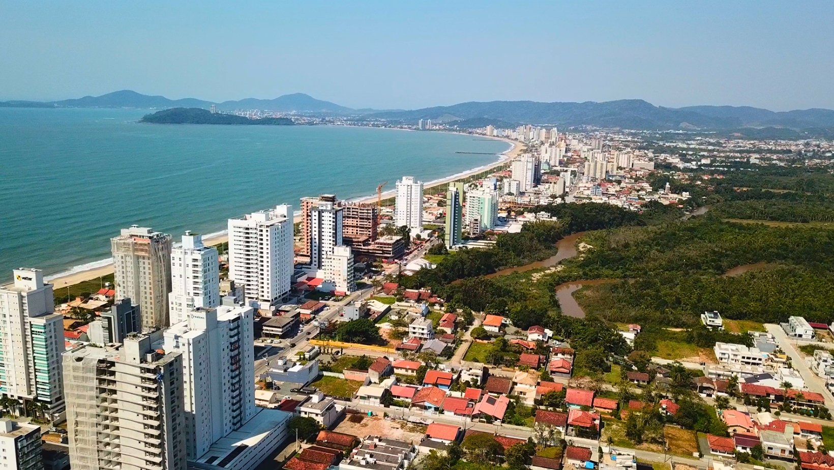 Vista Aérea de Piçarras Norte